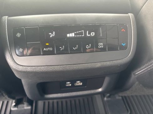 Used 2025 Nissan Pathfinder Rock Creek AWD/4WD image 27