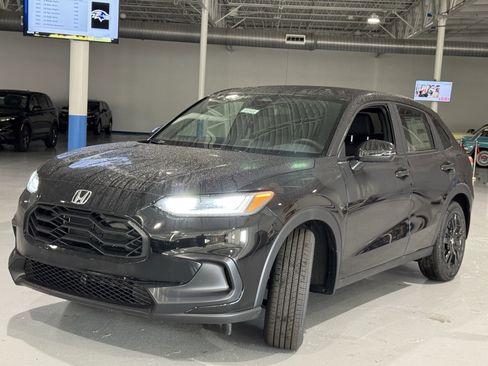 New 2026 Honda HR-V Sport image 16