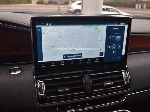 Used 2024 Lincoln Navigator Black Label image 30