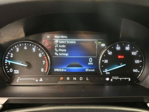 Used 2023 Ford Explorer XLT AWD/4WD image 29