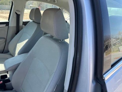 Used 2015 Volkswagen Passat 1.8T Limited Edition image 27