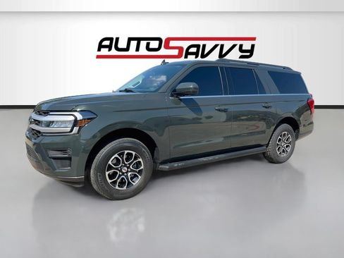 Used 2023 Ford Expedition Max XLT RWD image 3