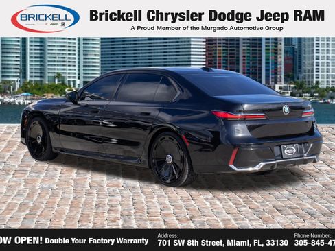 Used 2024 BMW 740i RWD image 3