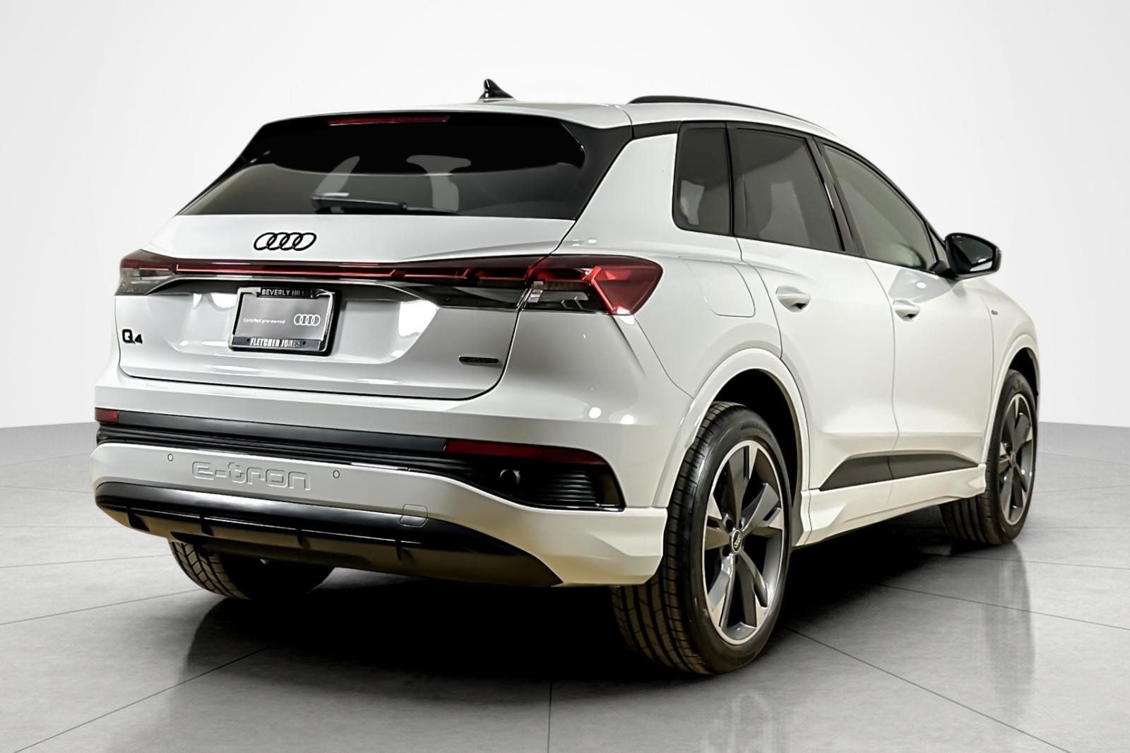 Certified 2023 Audi Q4 e-tron Premium w/ Convenience Package AWD/4WD image 5