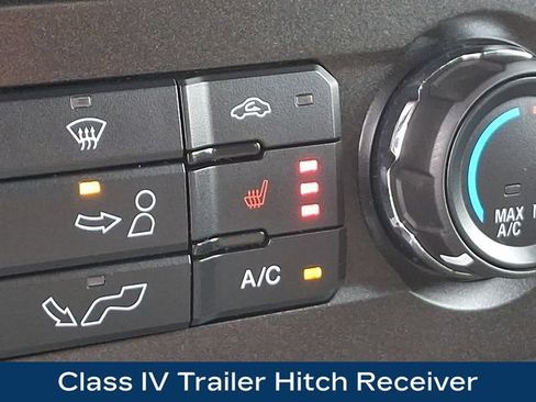Used 2018 Ford F150 XLT w/ Equipment Group 302A Luxury AWD/4WD image 16