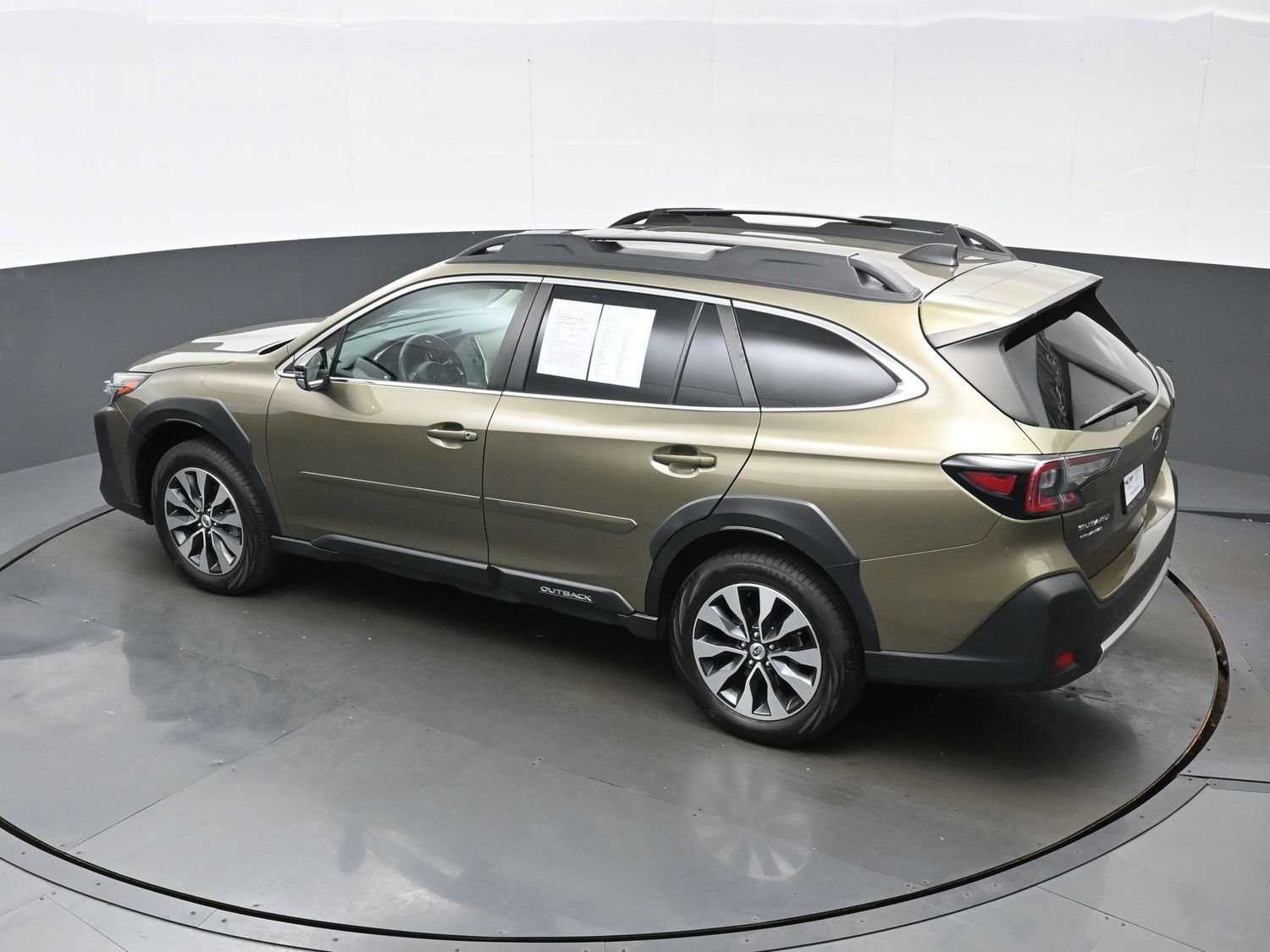 Used 2024 Subaru Outback Limited AWD/4WD image 38