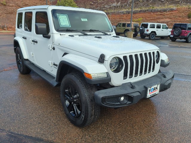 Certified 2020 Jeep Wrangler Unlimited Sahara AWD/4WD image 4