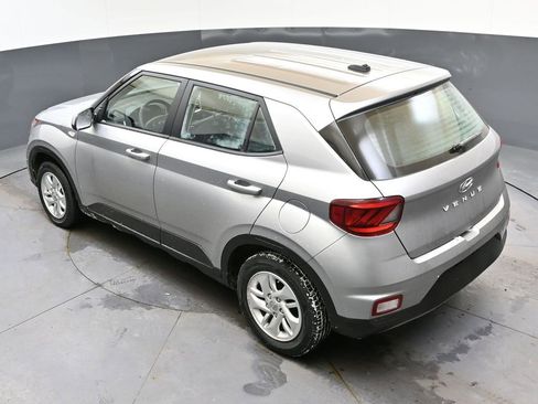 Certified 2023 Hyundai Venue SE image 45