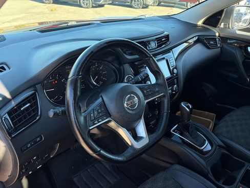 Certified 2022 Nissan Rogue Sport SV w/ Technology Package image 14