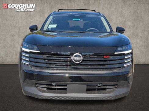 New 2026 Nissan Kicks SR w/ Cold Weather Package image 2