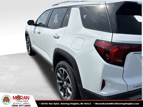 Used 2025 GMC Terrain Elevation w/ Elevation Premium Package AWD/4WD image 10