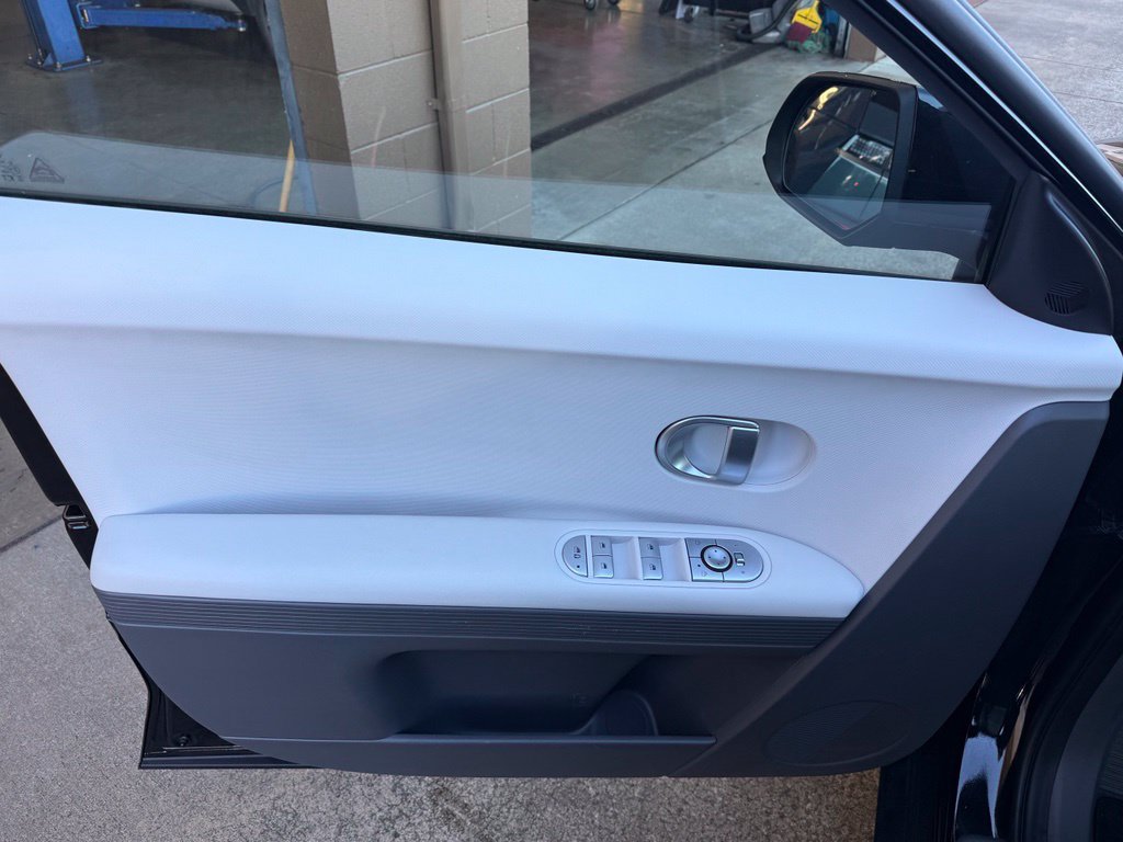 Certified 2024 Hyundai Ioniq 5 SEL AWD/4WD image 32