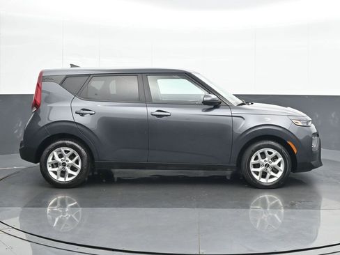 Used 2021 Kia Soul S image 7