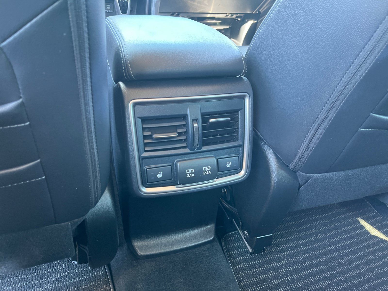 Certified 2023 Subaru Forester Touring AWD/4WD image 32