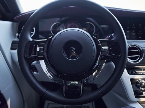 Used 2024 Rolls-Royce Spectre w/ Spectre Launch Package image 39