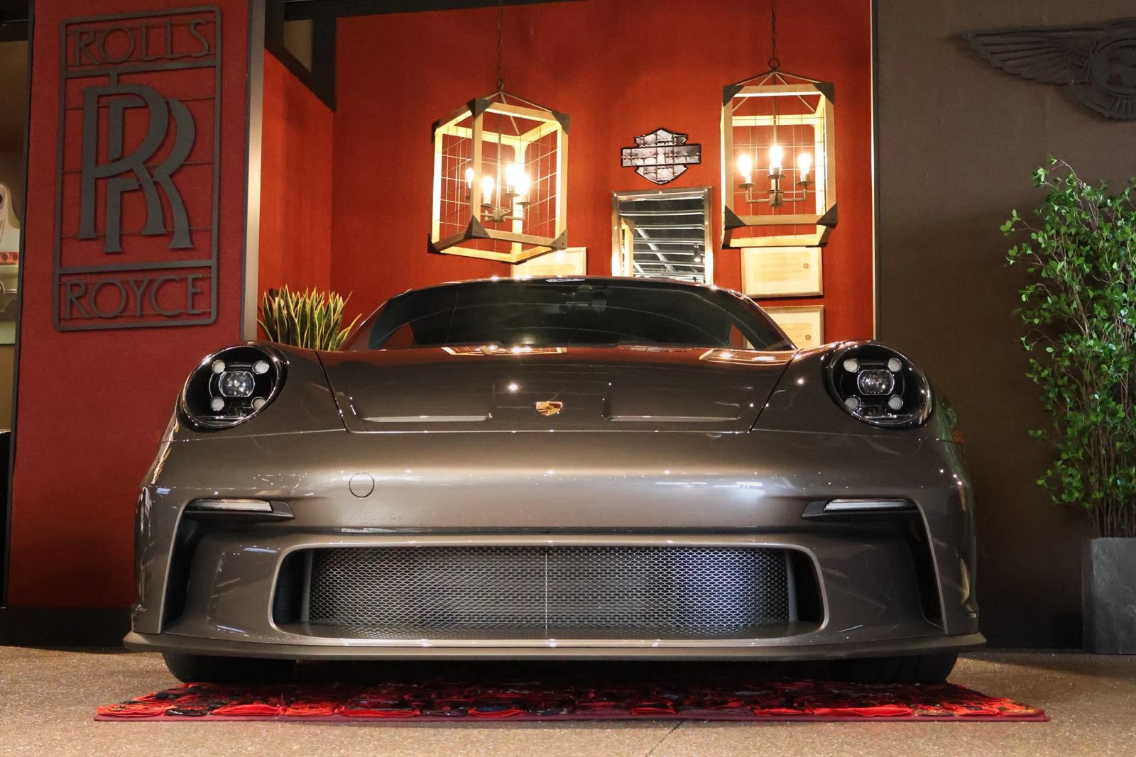 Used 2024 Porsche 911 GT3 RWD image 3