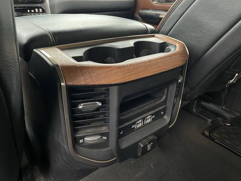 Used 2022 RAM 1500 Limited image 27