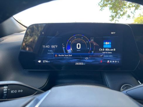 Used 2025 Chevrolet Equinox LT FWD image 37