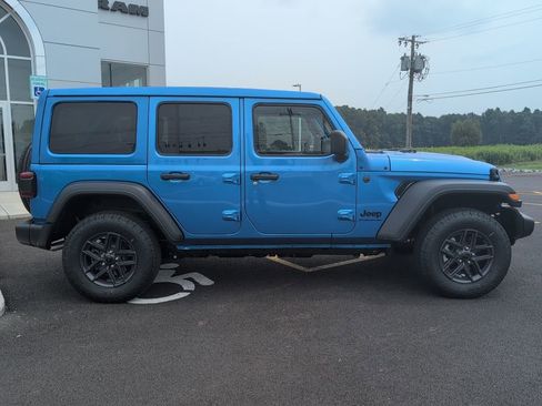 New 2025 Jeep Wrangler Unlimited Sport AWD/4WD image 9