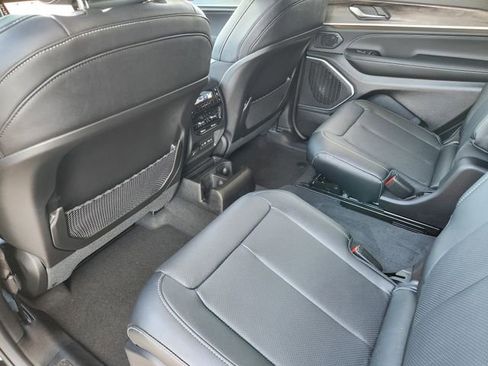 New 2026 Jeep Grand Cherokee L Limited AWD/4WD image 21