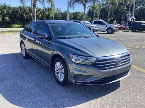Used 2020 Volkswagen Jetta S w/ Driver Assistance Package FWD image 4
