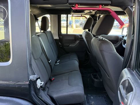 Used 2015 Jeep Wrangler Unlimited Sport w/ Quick Order Package 24S image 15