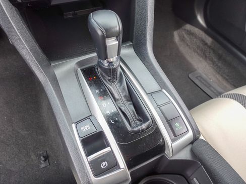 Used 2020 Honda Civic EX image 16