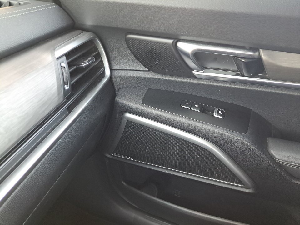 Used 2023 Kia Telluride EX X-Line AWD/4WD image 32