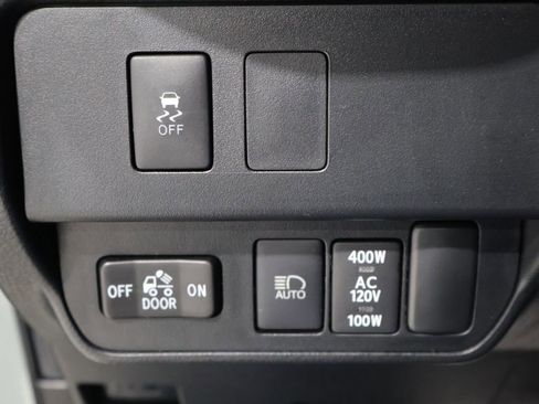 Certified 2022 Toyota Tacoma TRD Sport image 31