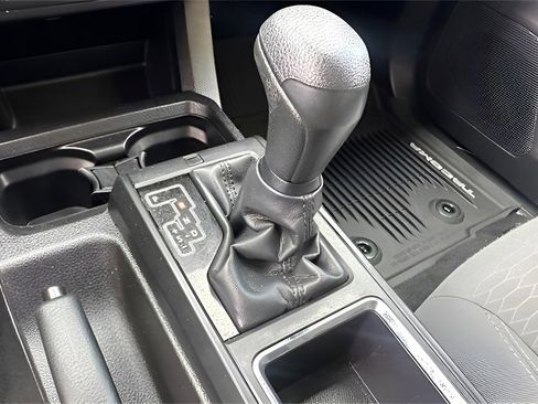 Used 2019 Toyota Tacoma SR image 36