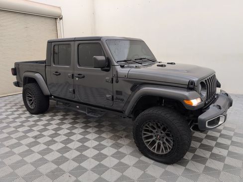Used 2023 Jeep Gladiator Sport AWD/4WD image 1