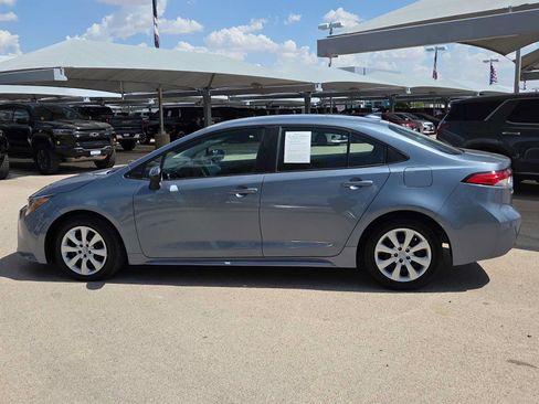 Used 2024 Toyota Corolla LE FWD image 5