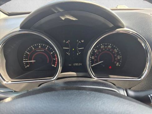 Used 2013 Toyota Highlander Limited FWD image 12