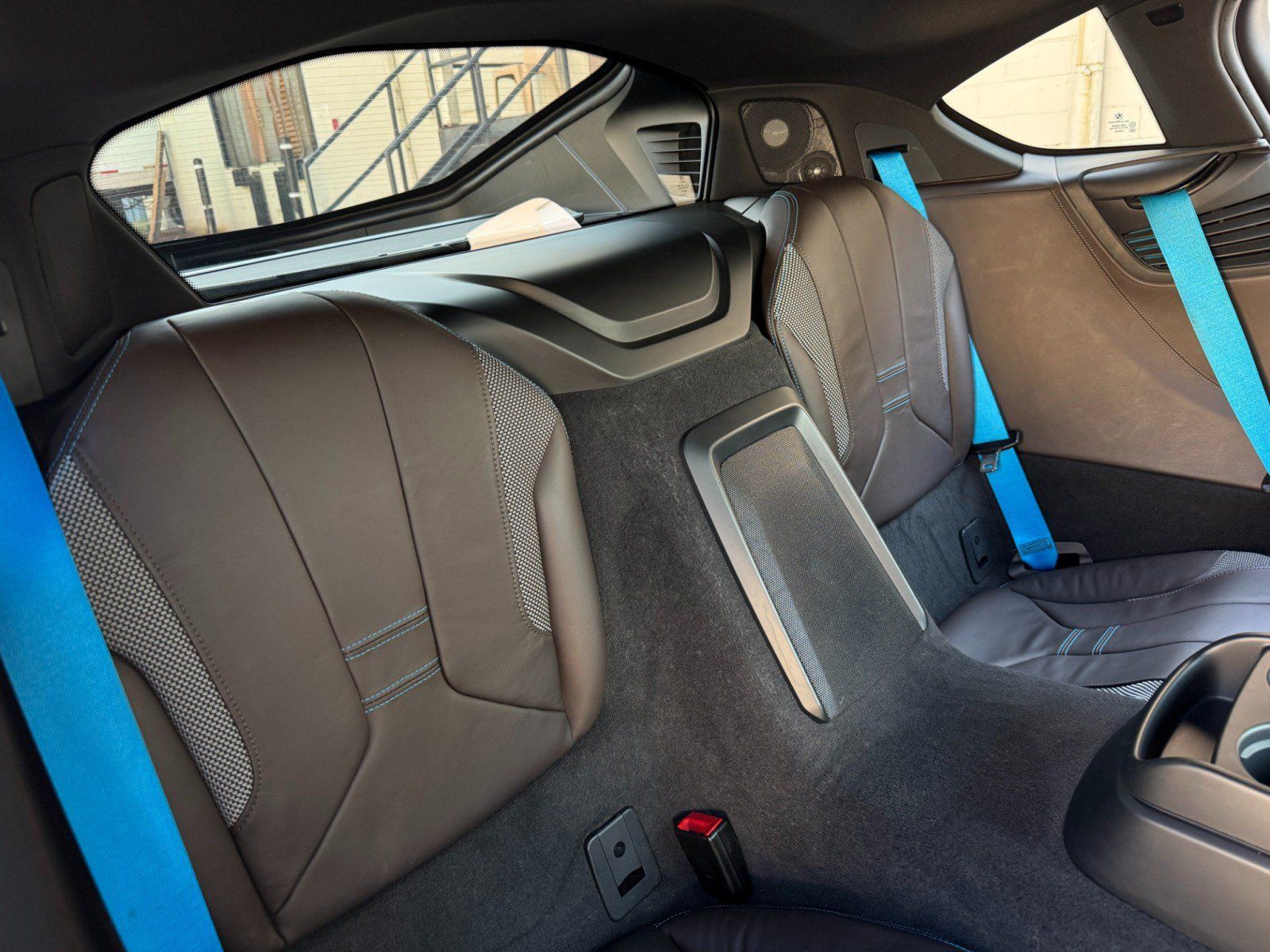 Used 2015 BMW i8 AWD/4WD image 36