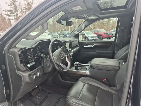 Used 2023 GMC Sierra 1500 SLT w/ SLT Convenience Package image 9