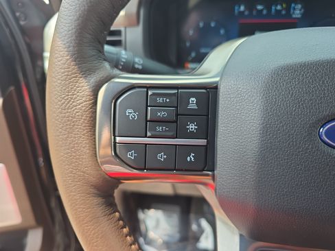 Used 2025 Ford F150 King Ranch AWD/4WD image 19