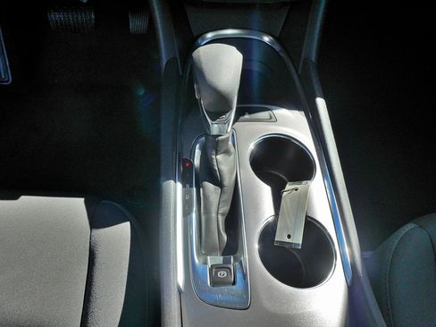 Used 2023 Chevrolet Malibu LT image 26