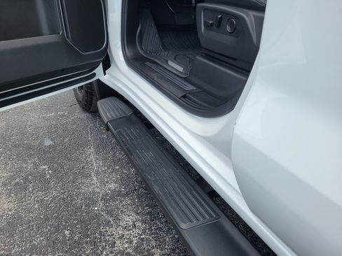 Certified 2025 GMC Sierra 1500 Elevation w/ Elevation Premium Package AWD/4WD image 45
