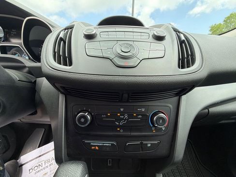 Used 2017 Ford Escape S FWD image 18