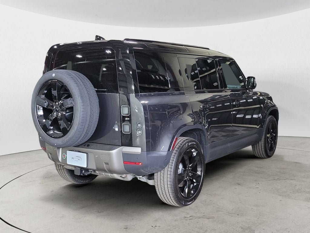 New 2026 Land Rover Defender 110 S AWD/4WD image 5