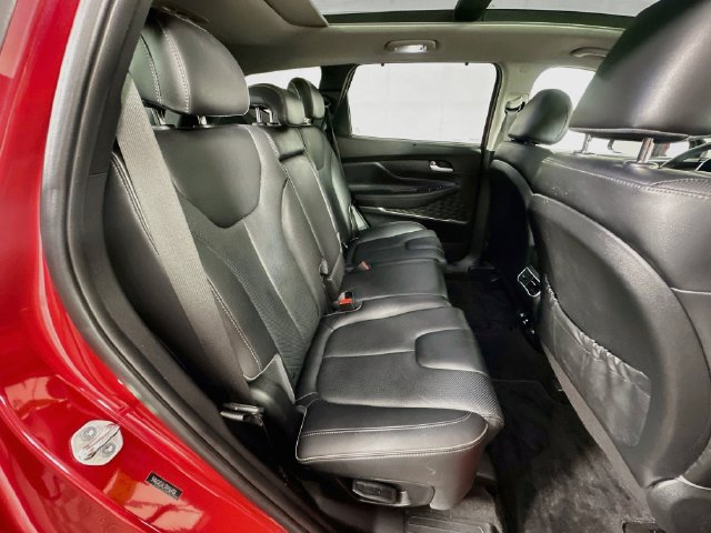 Used 2023 Hyundai Santa Fe Limited AWD/4WD image 29