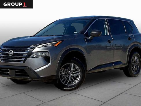 Used 2024 Nissan Rogue S image 1