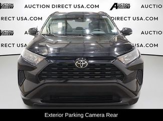 Used 2021 Toyota RAV4 LE video 3