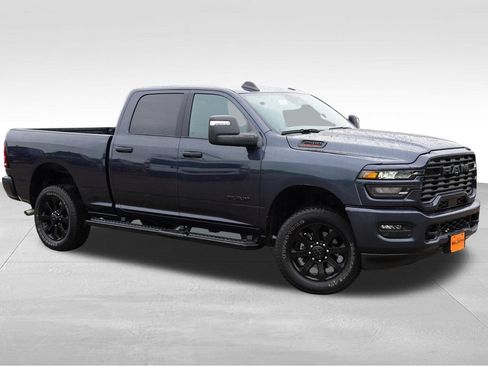 Certified 2025 RAM 2500 Big Horn AWD/4WD image 2