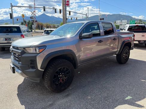 Used 2025 Chevrolet Colorado Trail Boss AWD/4WD image 5