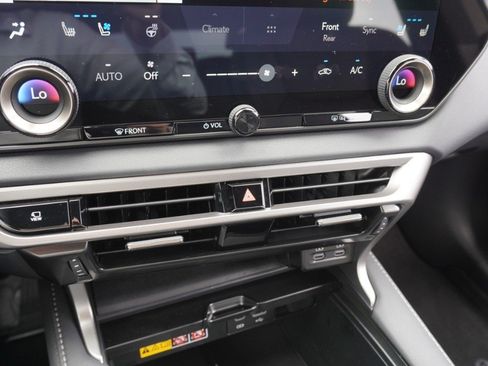 Certified 2025 Lexus RX 350 Premium w/ Accessory Package (Z1) FWD image 17