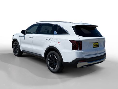 New 2026 Kia Sorento S FWD image 3