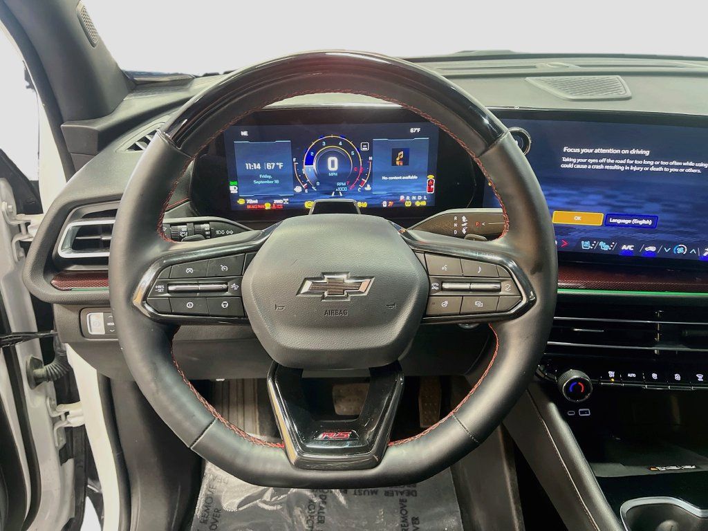 Used 2025 Chevrolet Traverse RS w/ LPO, Floor Liner Package AWD/4WD image 11
