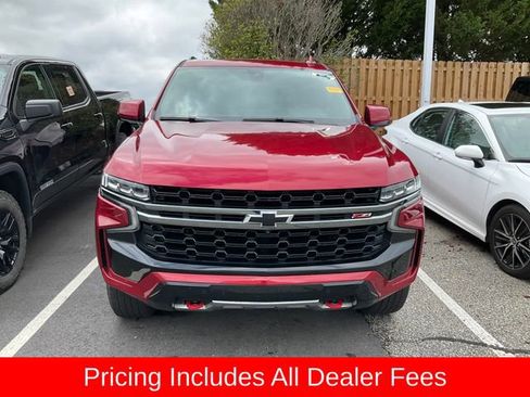 Used 2022 Chevrolet Tahoe Z71 w/ Luxury Package AWD/4WD image 2