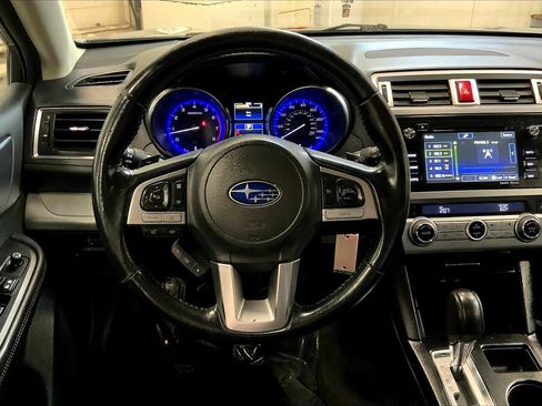 Used 2016 Subaru Outback 2.5i Premium image 5